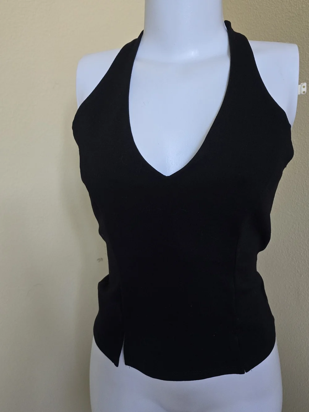 Brand New! Sleek Black V-Neck Sleeveless Blouse
